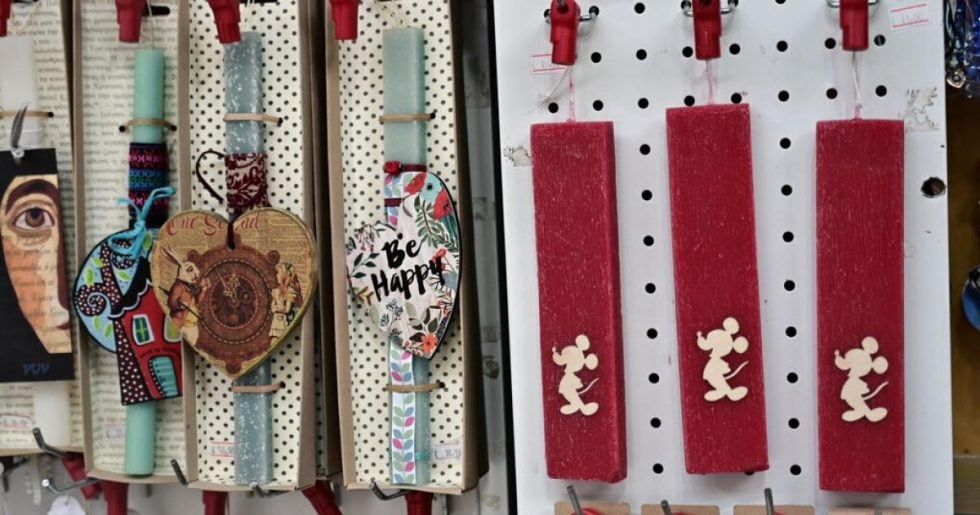 Τι ώρα κλείνουν σήμερα Μ. Πέμπτη τα καταστήματα – Πώς θα λειτουργήσουν μέχρι το Πάσχα